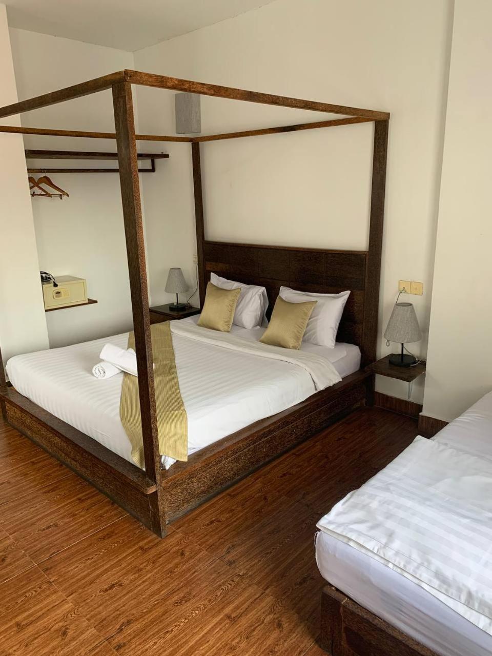 Suite Home Boutique Hotel Phnom Penh Esterno foto