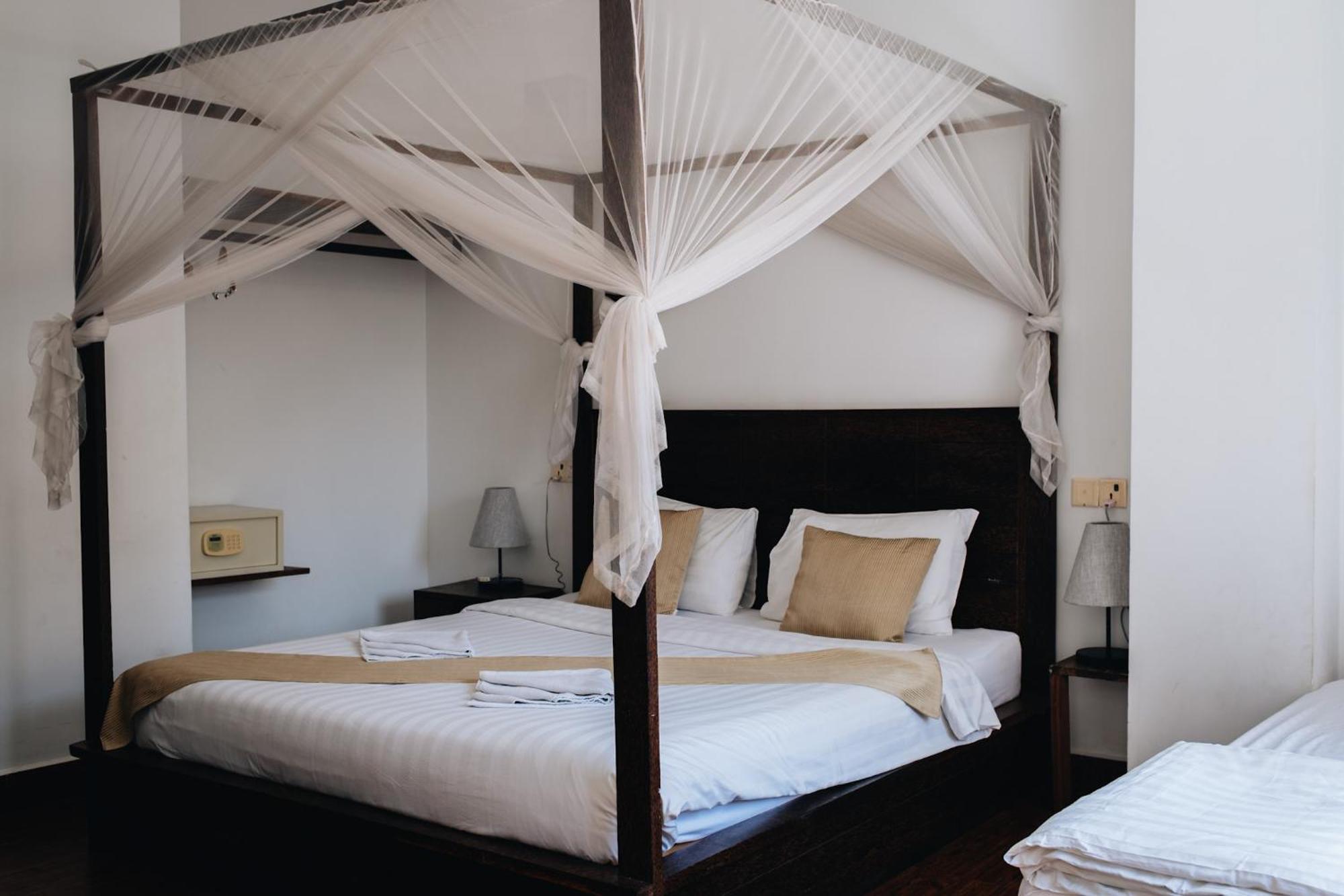 Suite Home Boutique Hotel Phnom Penh Esterno foto